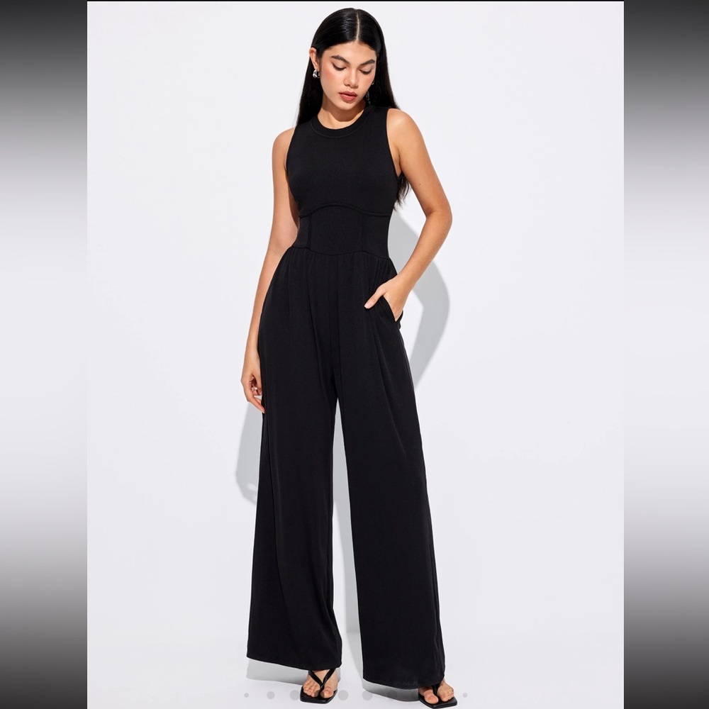 Cider Black Sleeveless Jumpsuit - Picture 5 of 7